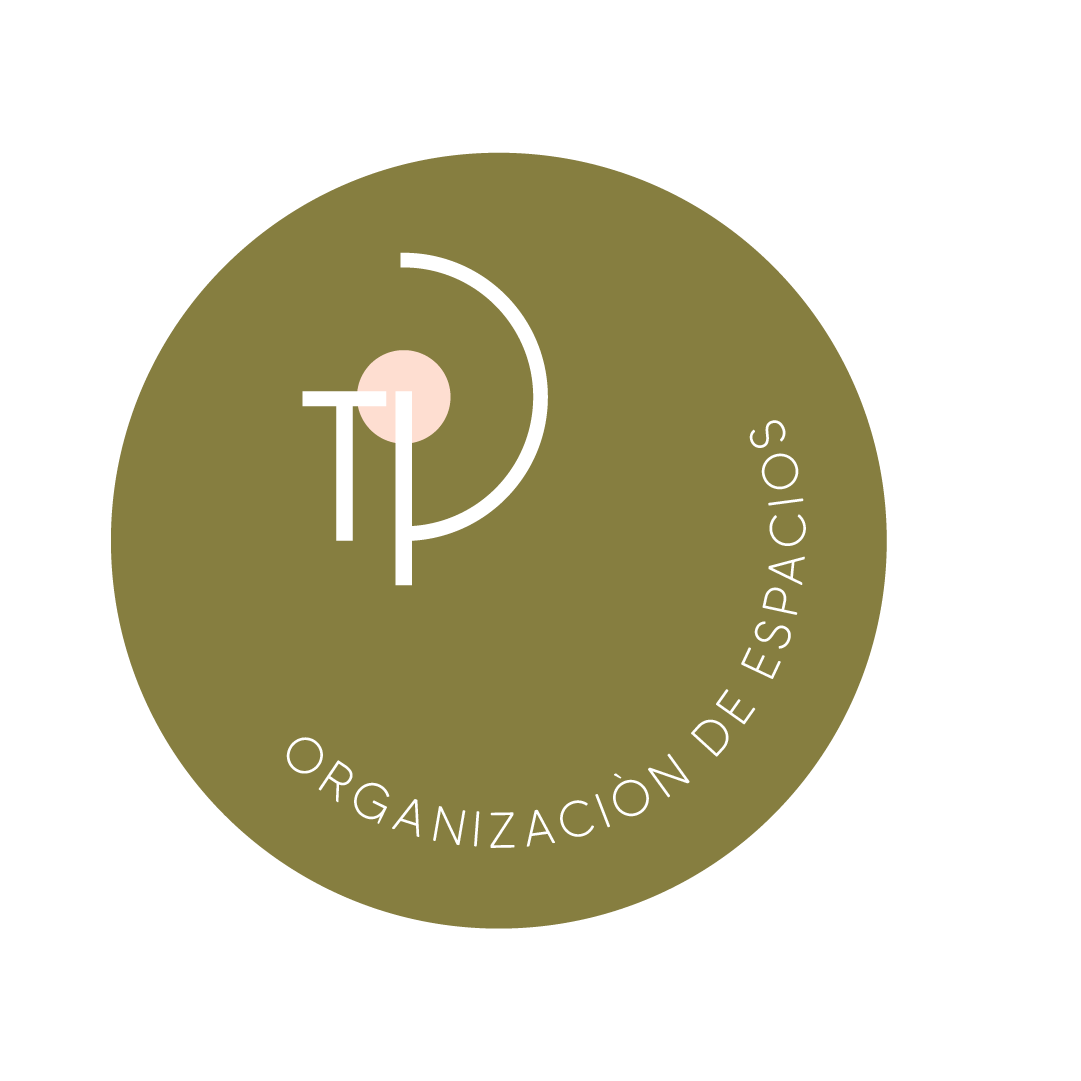 Tiptop Organiza Logo